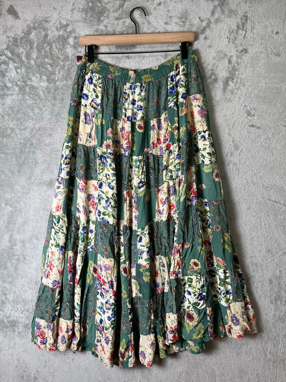 Vintage Floral Patchwork Tiered Maxi Skirt Boho Cottagecore Prairie Medium